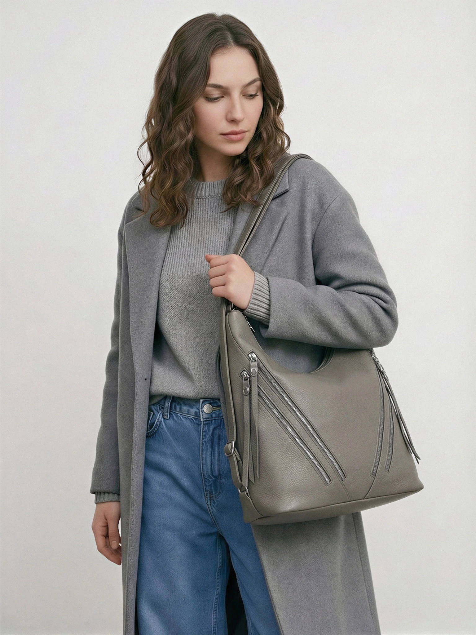 Сумка-шоппер с декоративными пуллерами в ассортименте